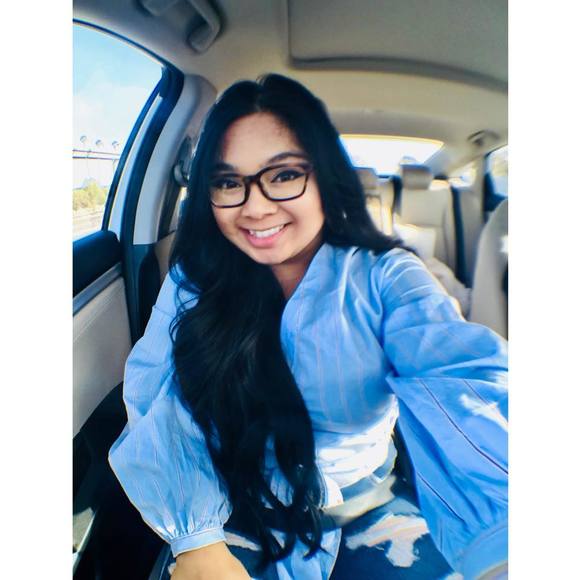 Meet your Posher, Chrissy - Picture 1 of 1